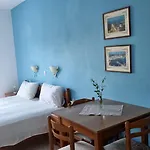 Nina Lejlighedshotel Amoopi