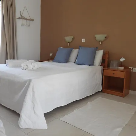 Lejlighedshotel Nina 4*