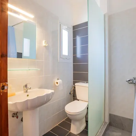 Lejlighedshotel Nina Amoopi